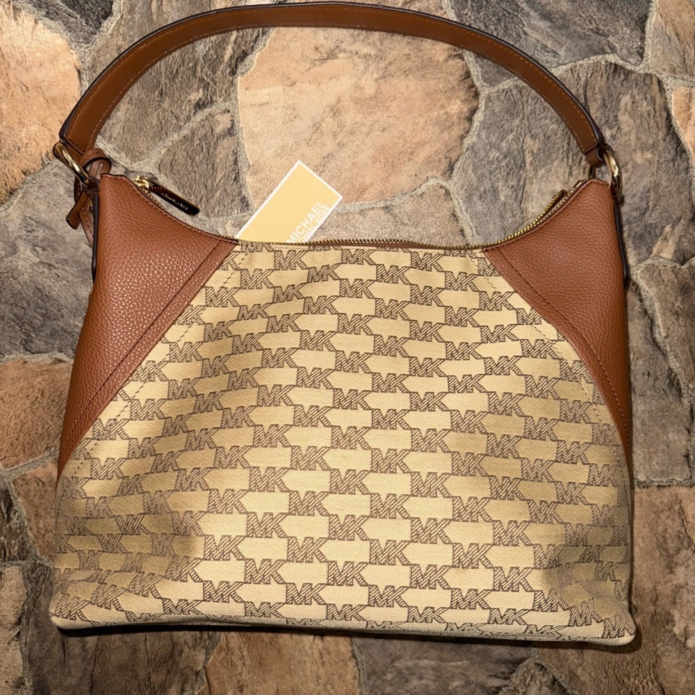Michael Kors Brown and Cream “Aria” Shoulder Bag​ - Picture 4 of 6